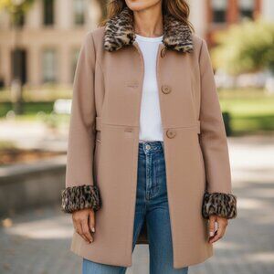 Classic Tan Coat with Leopard fur cuff/Collar